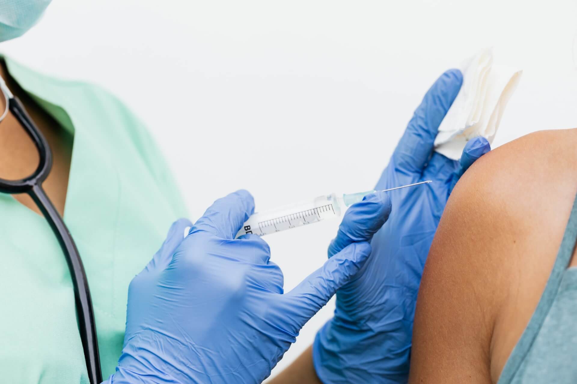 Vaccination-center-in-Qatar